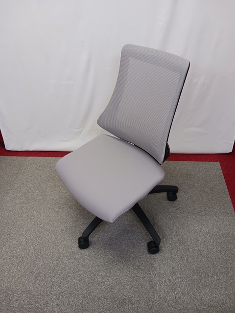 イトーキ エフチェア メッシュハイバック 中古家具 栃木県 リユース・ショウジ