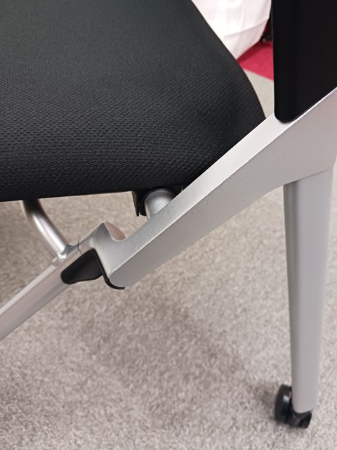 イトーキモノンチェア 中古家具 栃木県 リユース・ショウジ